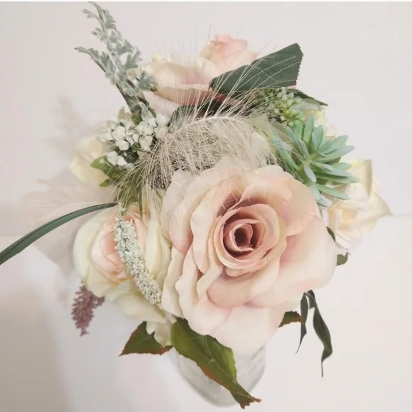Bridal Decor, Wedding Bouquets - 5 Bridesmaids Bouquets, 3 Boutonnieres - Picture 2 of 6